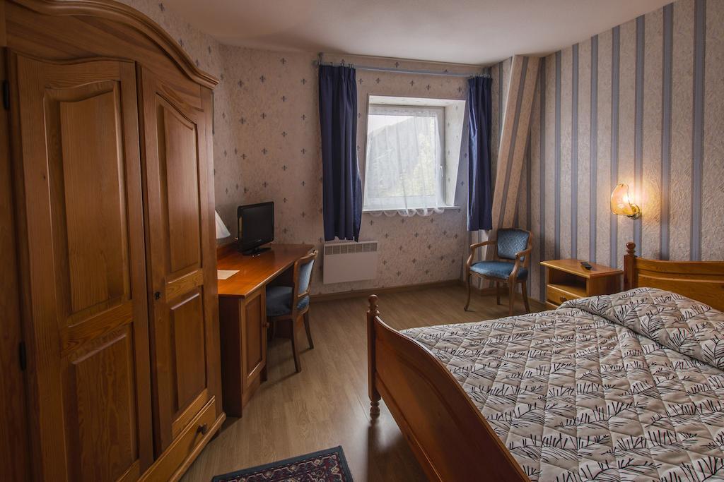 Logis Hotel Restaurant Hostellerie De L'Etoile Wasselonne Room photo